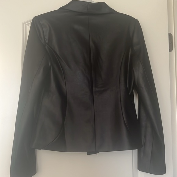 Wonderful little black Jacket for over a dress or jeans for a night out. - Picture 4 of 4